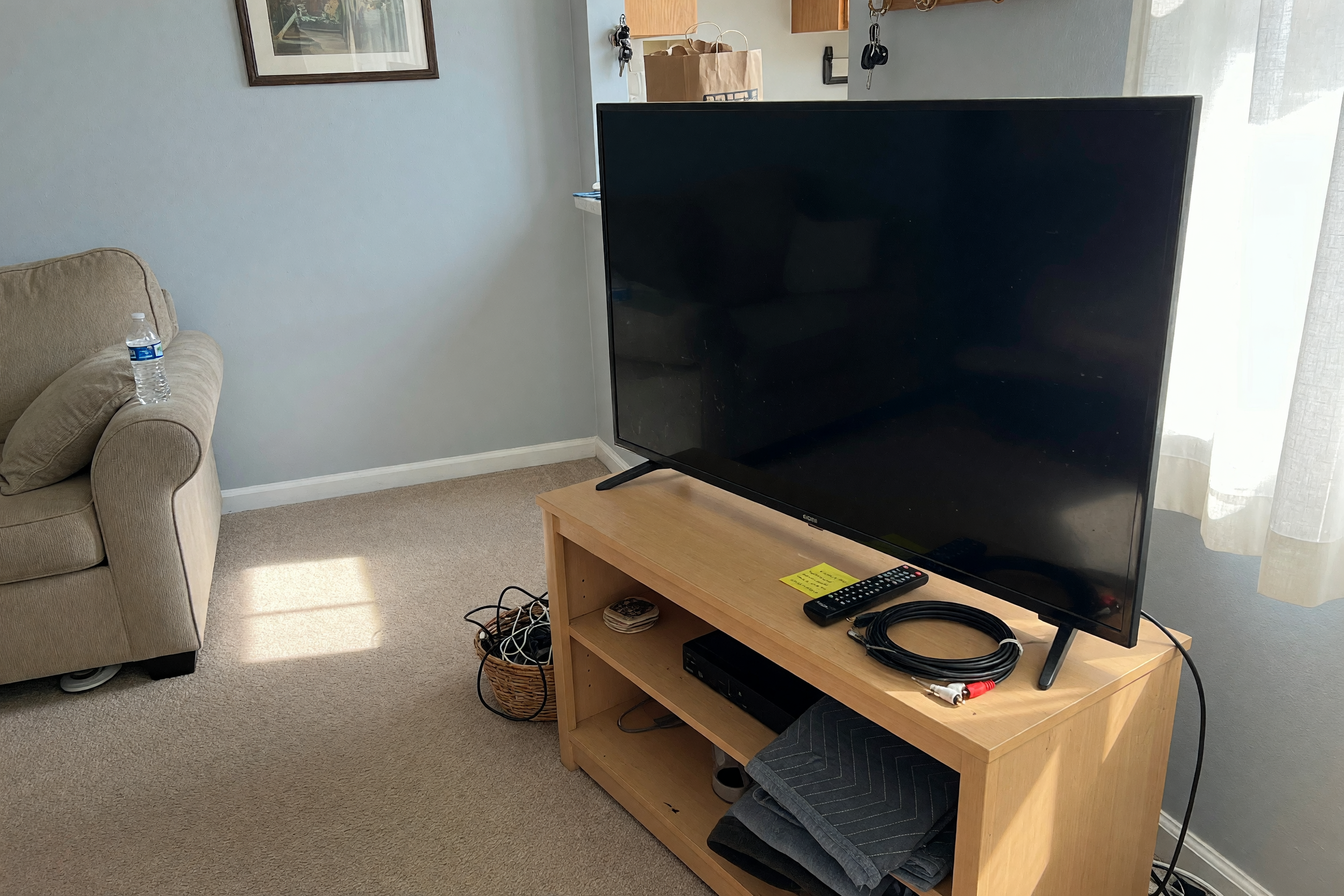 Vende una TV usada: tamaño, aplicaciones inteligentes, soporte, recolección